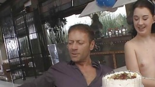 欧美男士针织衫搭配_欧美亚洲精品成人视频