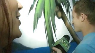 大久妻子和单做到极致高潮直喊对方“老公，射进去!”